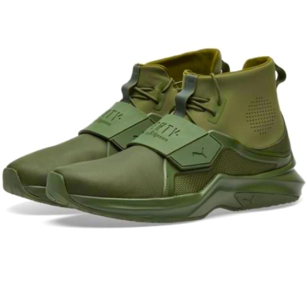 IN BOX Fenty x Puma trainers